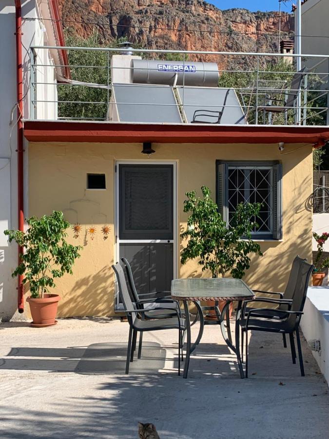 Zacharos Elegant Apartamento Leonídion